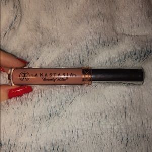 anastasia beverly hills liquid lipstick